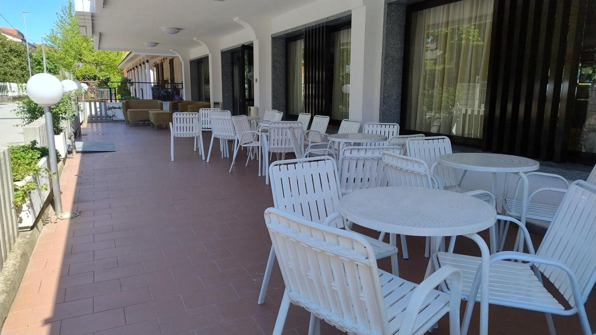 Hotel Rosy Bellaria-Igea Marina Exterior foto